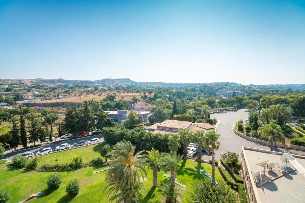 Helea Lifestyle Beach Resort Kallithea  ภายนอก รูปภาพ View of the campus
