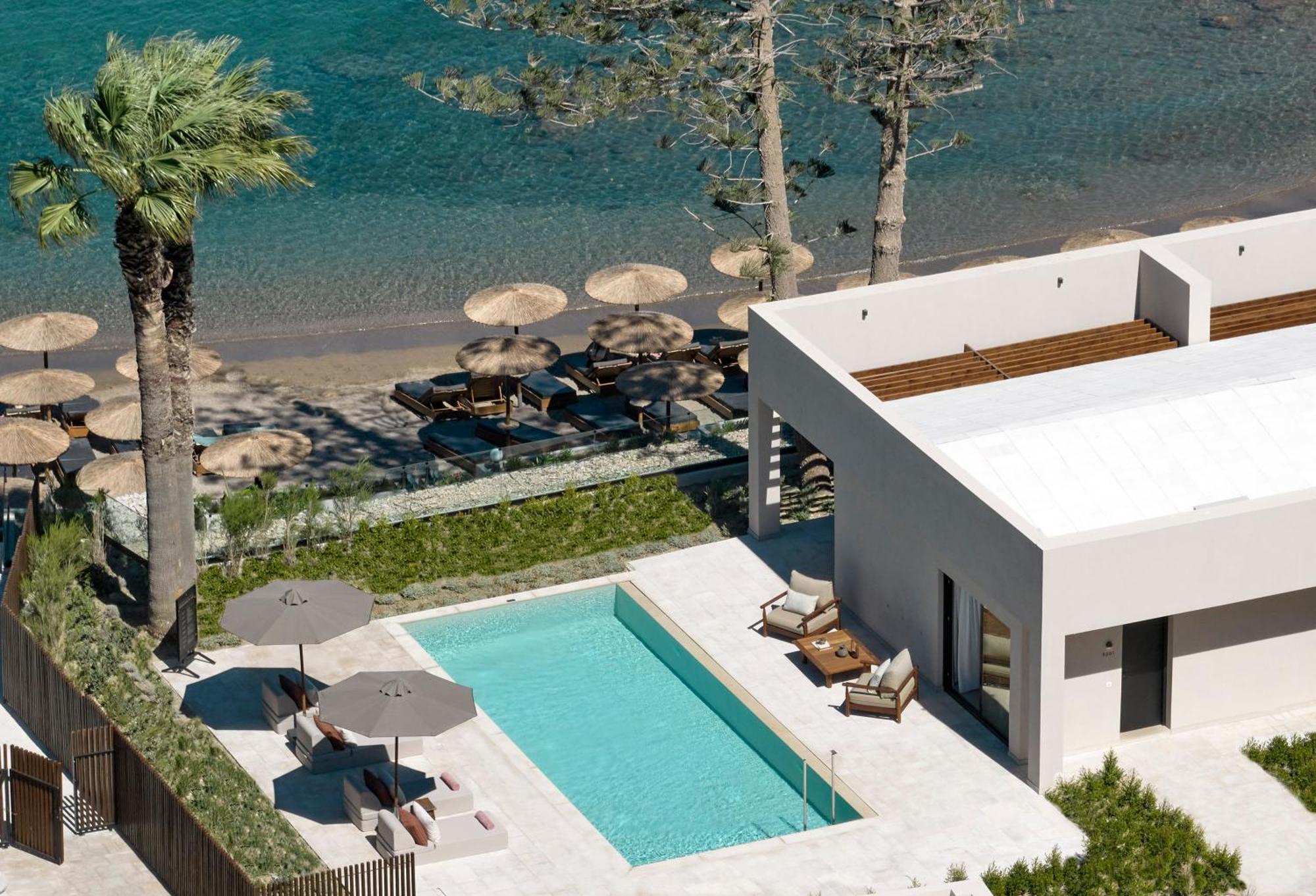 Helea Lifestyle Beach Resort Kallithea  ห้อง รูปภาพ The beach at the hotel